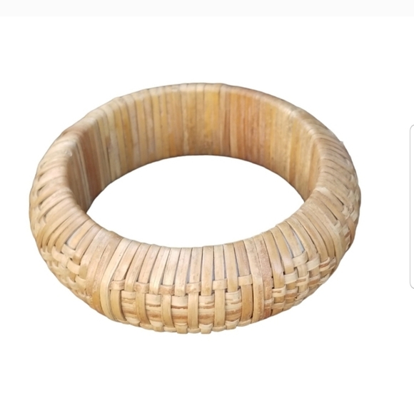 VINTAGE BOHO RATTAN WEAVED CHUNKY BANGLE BRACELET - Picture 3 of 6